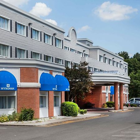 Hotel Wyndham Southbury Exterior foto