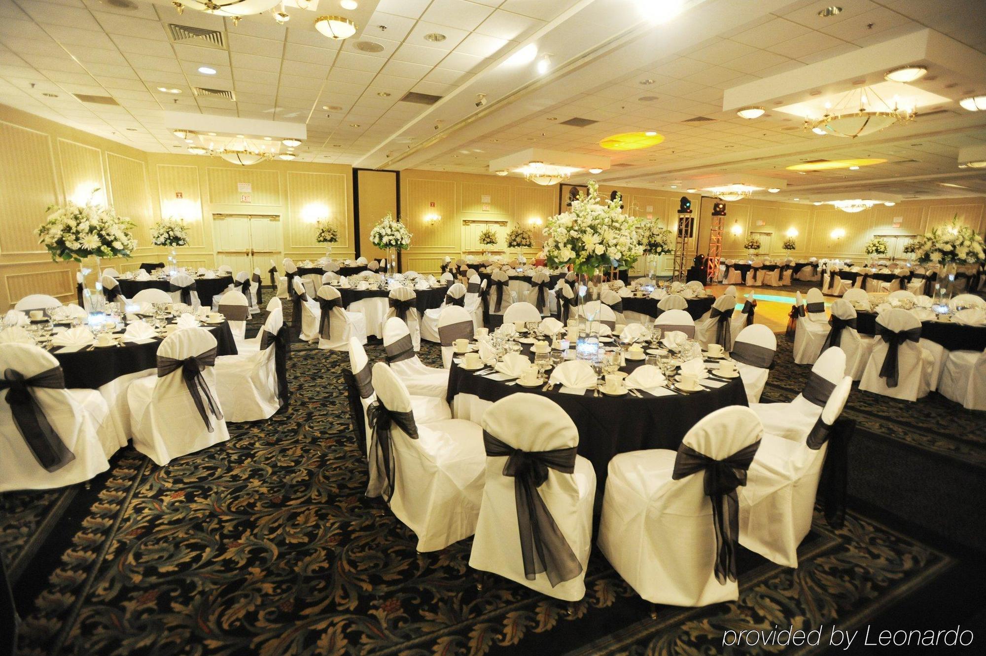 Hotel Wyndham Southbury Restaurant foto