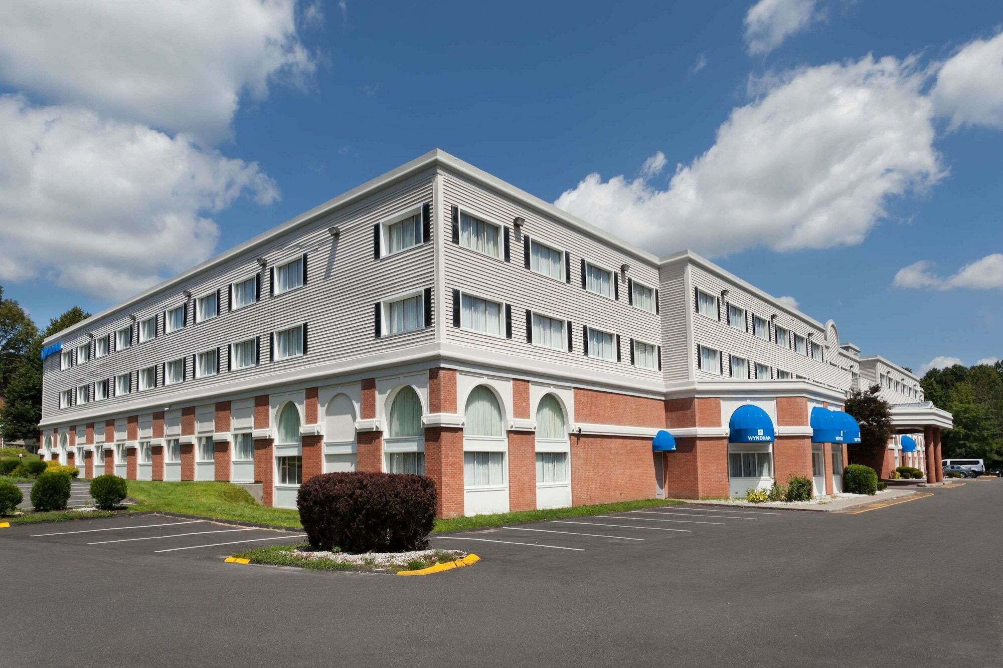 Hotel Wyndham Southbury Exterior foto